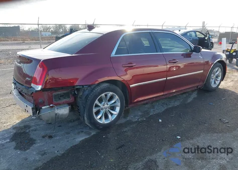 2015 Chrysler 300 Limited z USA, uszkodzony, nr VIN 2C3CCAAGXFH898878